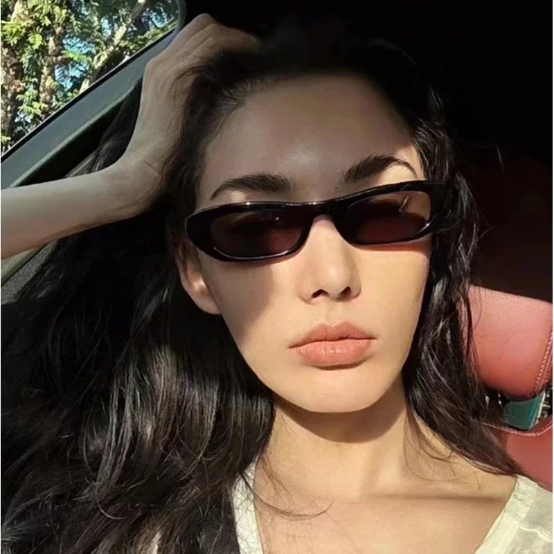 New Retro Oval Frame Sunglasse - Street Fashion Shoot ulasan dan harga