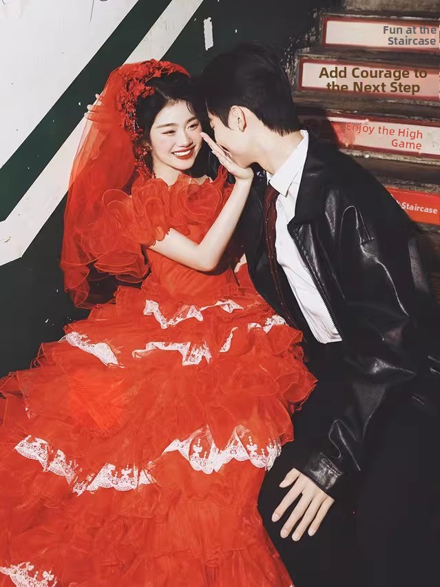 Red Vintage Street Style Weddi - Street Fashion Photographers ulasan dan harga