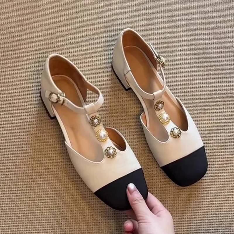 Women Square Toe Heeled Sandal - Street Fashion Trends ulasan dan harga