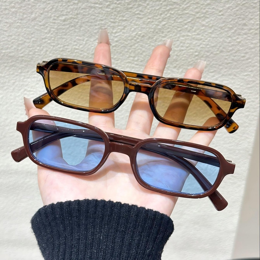 KLASSNUM Fashion Eyewear Trend - Street Fashion Shoot ulasan dan harga