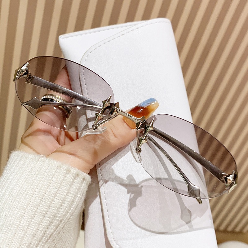 Y2K Frameless Oval Metal Sungl - Street Fashion Shoot ulasan dan harga