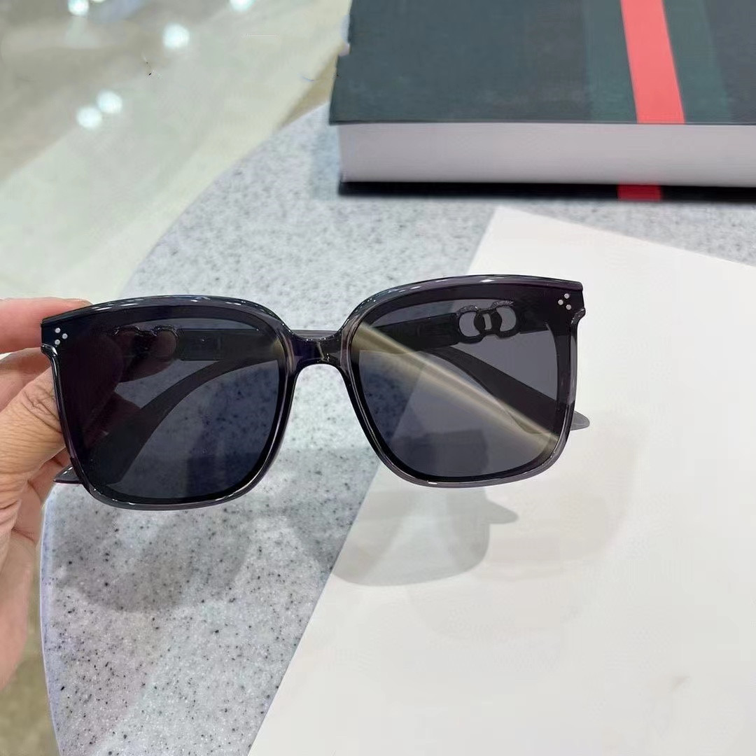 Same Style New Women's Sunglas - Street Fashion Shoot ulasan dan harga