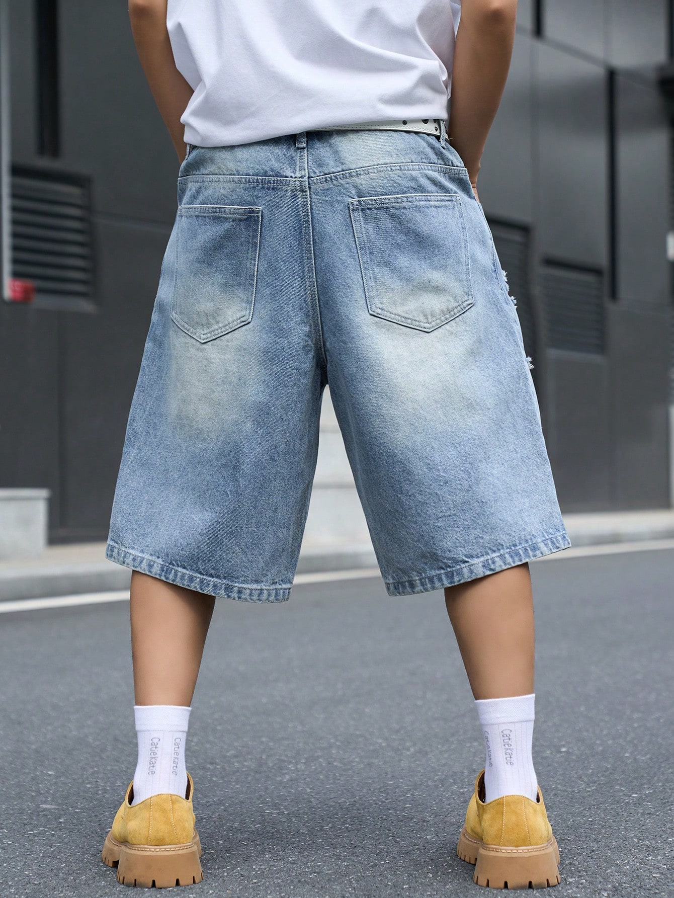 Men's Loose Fit Denim Bermuda  - Street Fashion Dance ulasan dan harga
